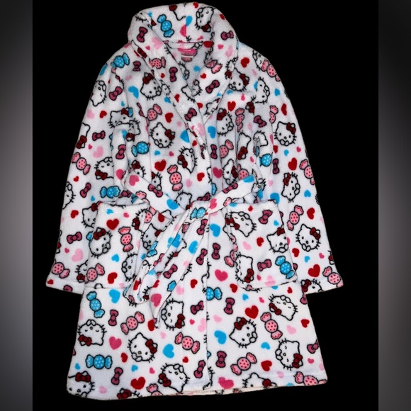 ✨SOLD- Hello Kitty Plush Robe Size Medium - Picture 3 of 9
